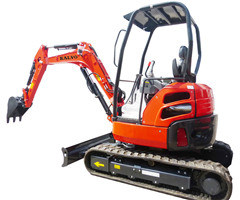 小型挖掘機冬季如何保養